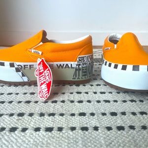 NWT Vans Platform Off the Wall Orange Slip on Sneakers Shoes Bloggers Unisex
